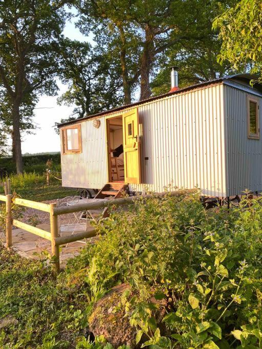 The Hereford Hut, Charming 1 Bedroom Shepherds Hut Callow Eksteriør billede